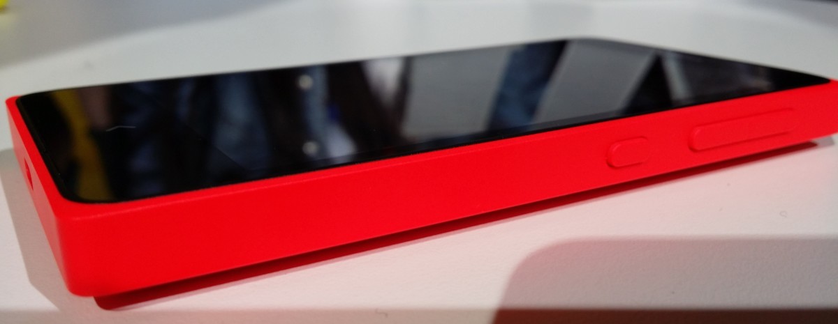 Nokia should forget smartphones and look to the future