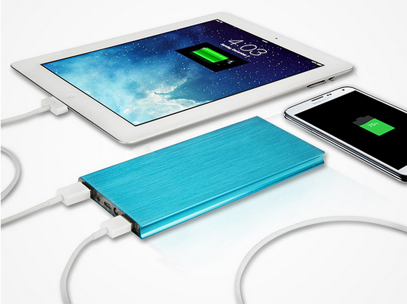 72% off the Power Vault 18000mAh portable battery pack
