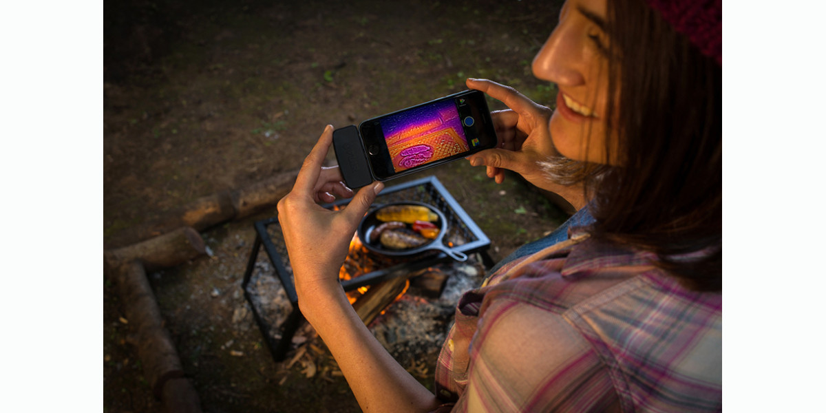 Flir One review: the thermal camera you need to see through the darkness