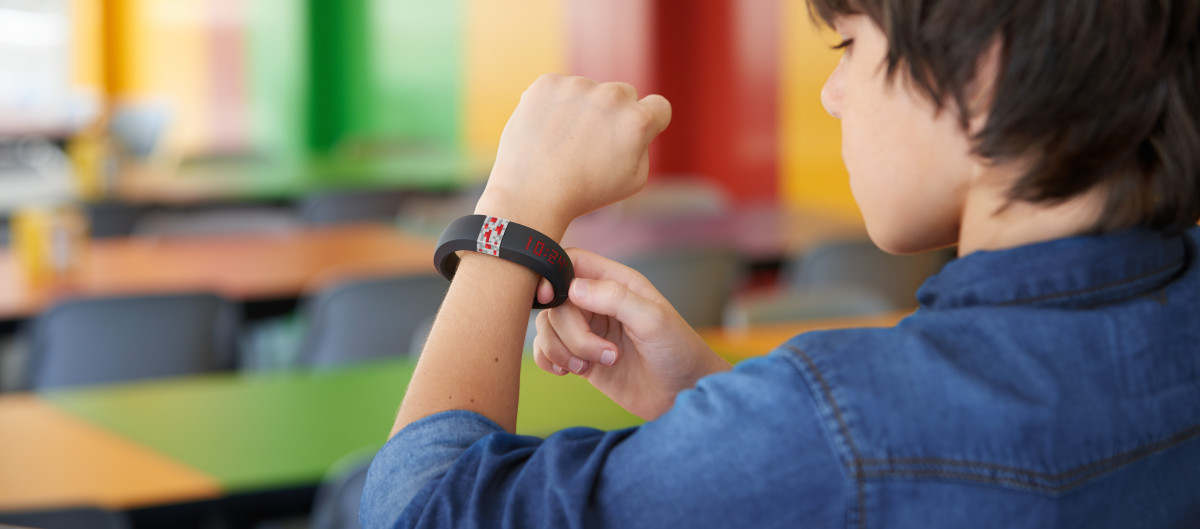 Minecraft wearable review: Love the game? You want the Gameband Redstone