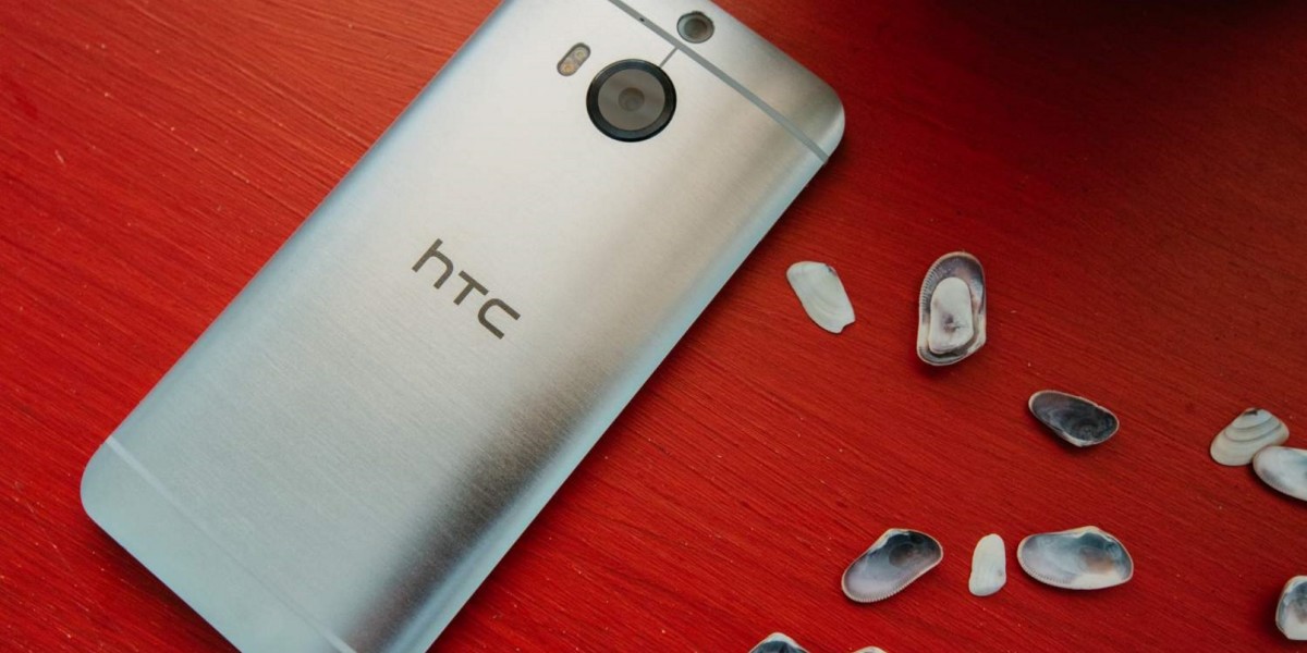 Dear HTC: Stop making the same phone over and over