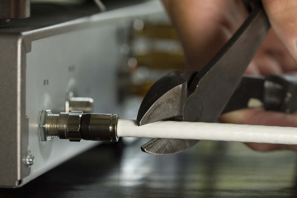Time Warner will show fewer ads to win cord cutters back, proving it has no idea what we want