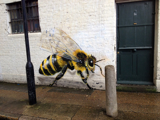8_Honey-Bee-Graffiti