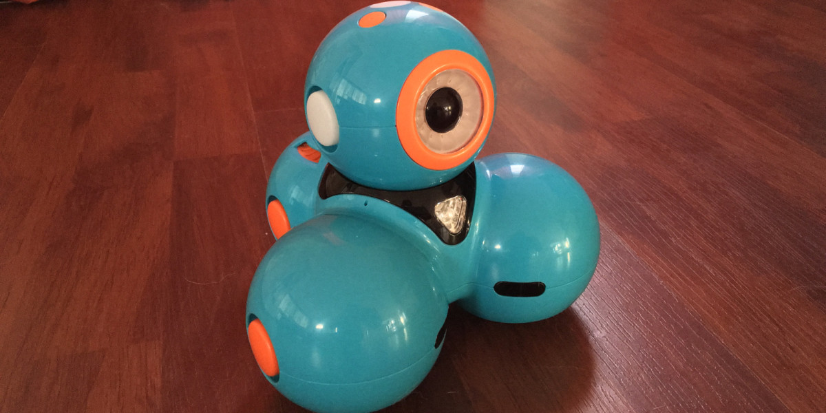 Ideal Gifts: Dash is a three-wheeled robot that teaches kids to code
