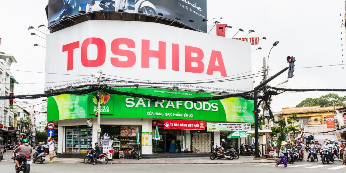 Toshiba to lay off 6,800 employees and book $4.5b loss following accounting scandal