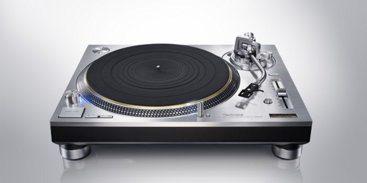 Rejoice, vinyl-loving DJs! Panasonic is making the world’s most popular turntables again