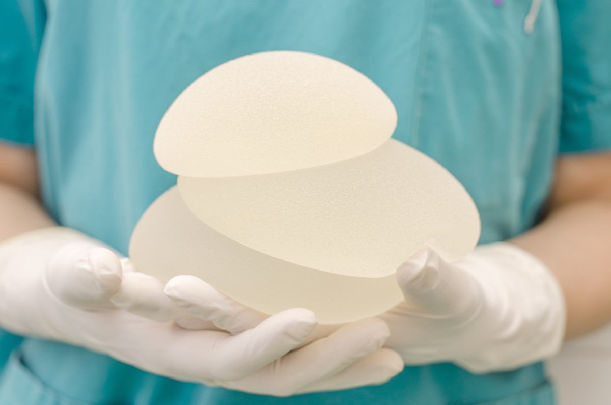 Doctors are finally trying to stop women from crowdfunding boob jobs