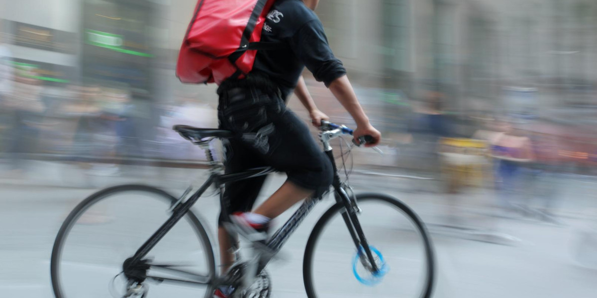 Amazon India saves time and money with bicycle couriers for nearby deliveries
