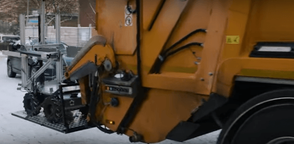 This ace drone and robot grime-fighting team could kill the garbage man