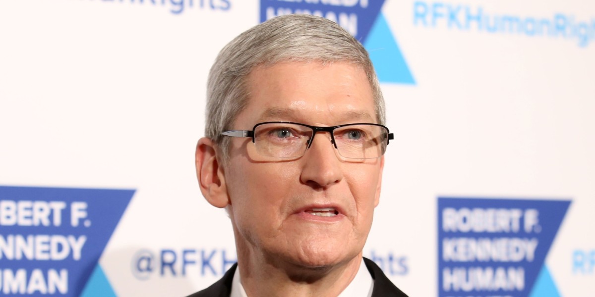 This Florida sheriff will jail ‘rascal’ Tim Cook if he doesn’t open up the iPhone