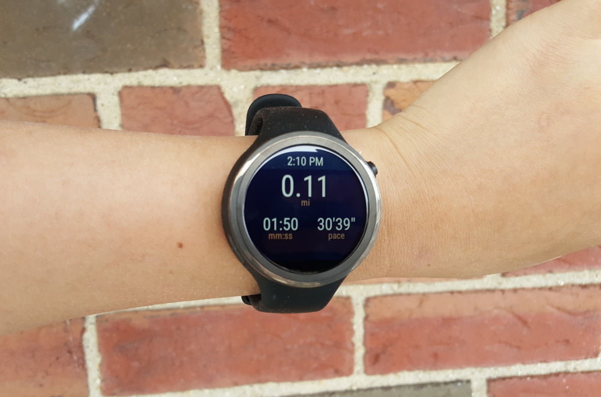 Moto 360 Sport review: If you haven’t bought it yet, you’re better off waiting