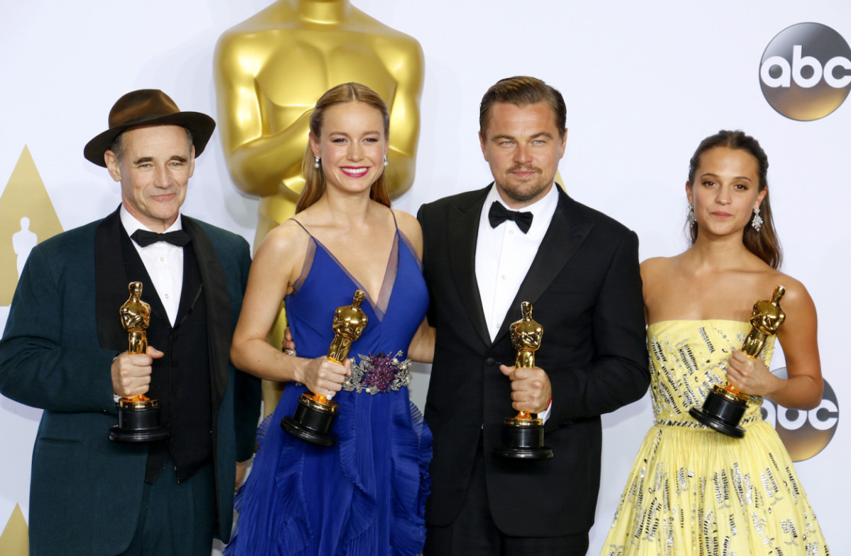 Study confirms the #OscarsSoWhite hashtag is painfully true