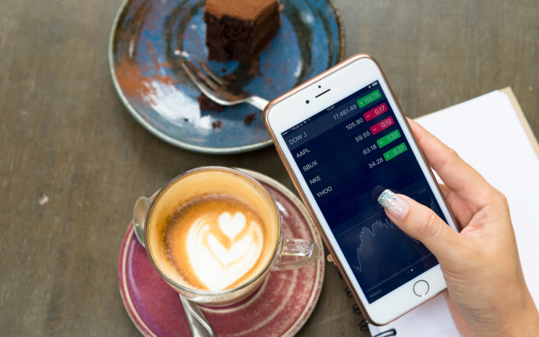Got some spare change? You should buy Yahoo