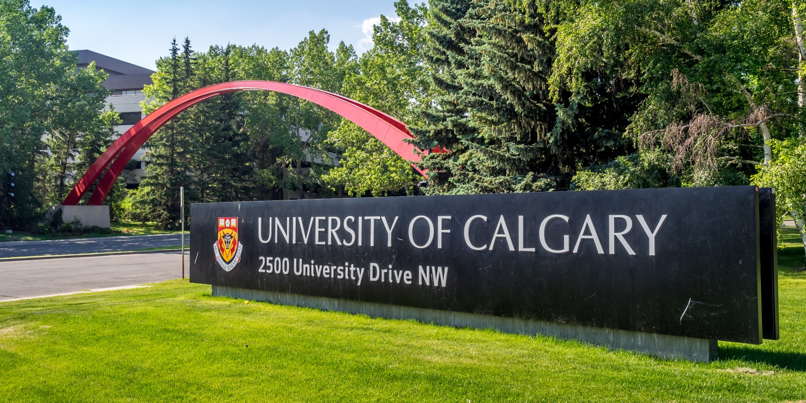 Canadian university buckles and pays $20k in bitcoin to hackers Featured Image