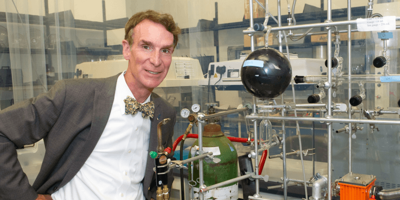 Bill Nye is bringing his bow tie to Netflix
