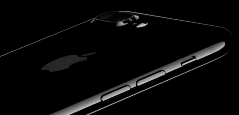 Apple unveils the iPhone 7 with waterproofing, stereo speakers, and dual cameras