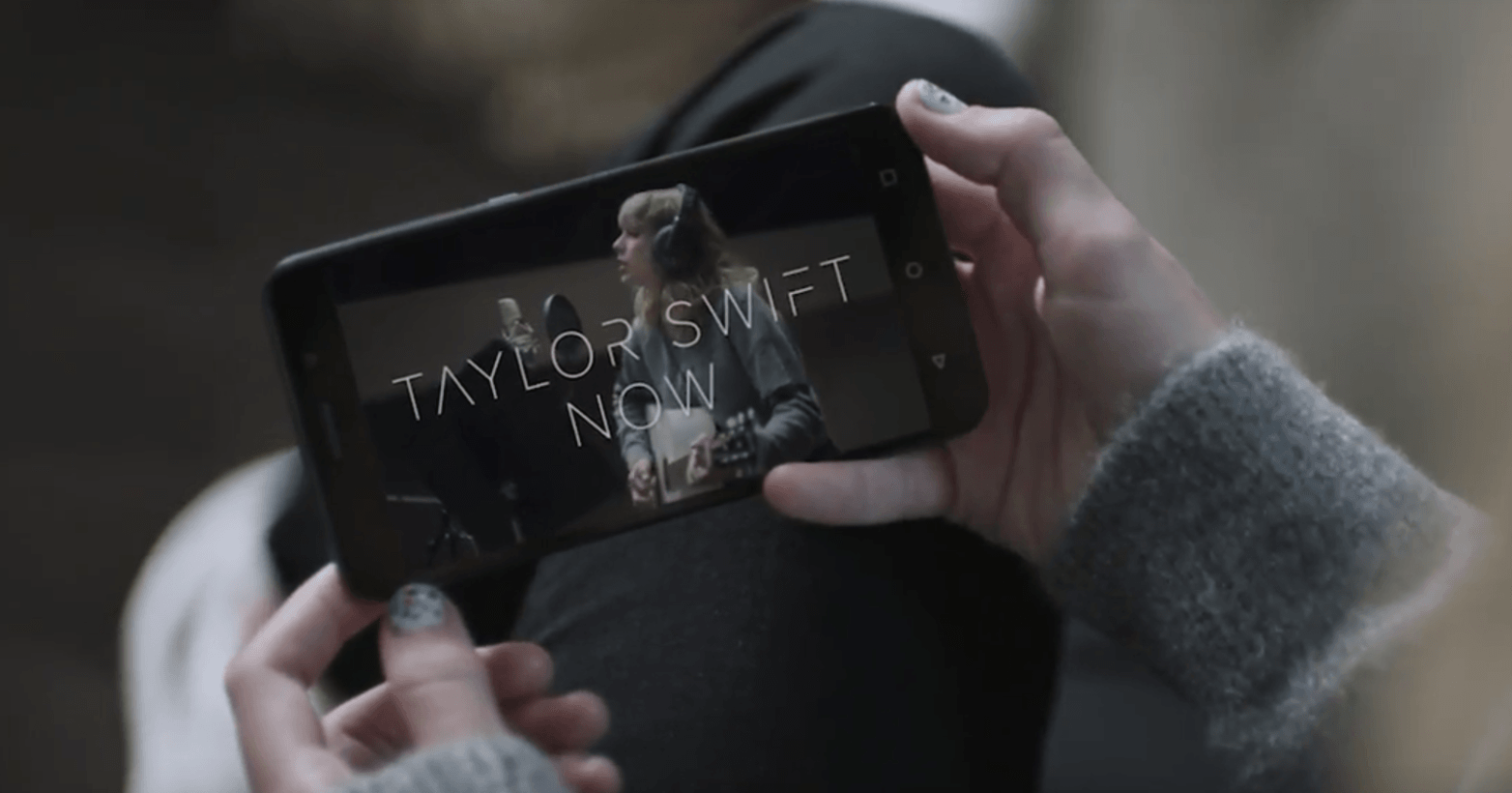 Taylor Swift made a commercial for AT&T, and it’s glorious