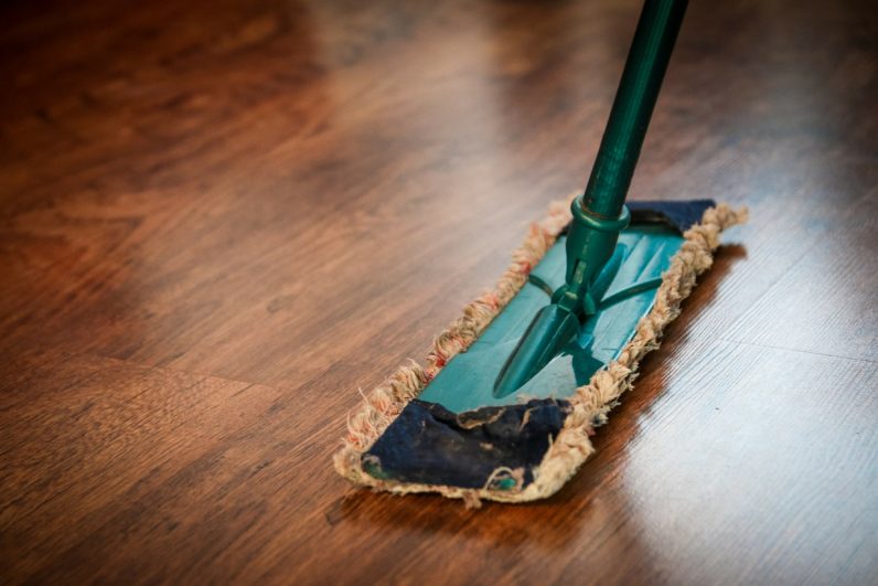 How to declutter both your personal and professional life