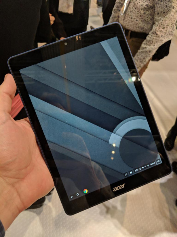 Here's the full-size image from Alister Payne's tweet of the Acer tablet that appears to be running Chrome OS