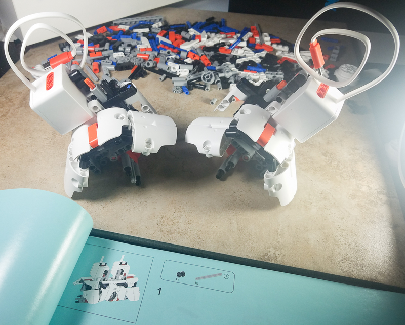 Xiaomi's Mi Robot Builder is 978 of educational