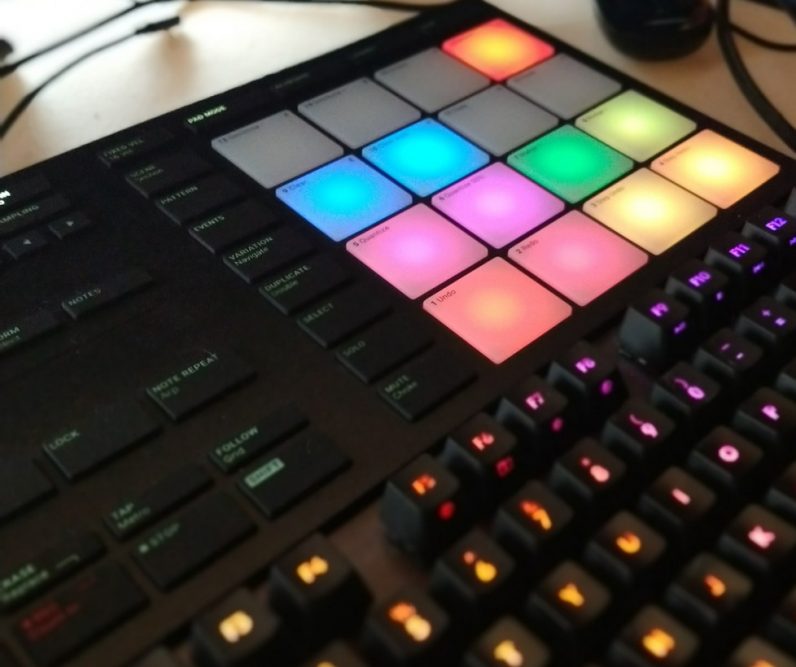 Review: Native Instruments’ Maschine Mikro is an ideal beat machine for ...