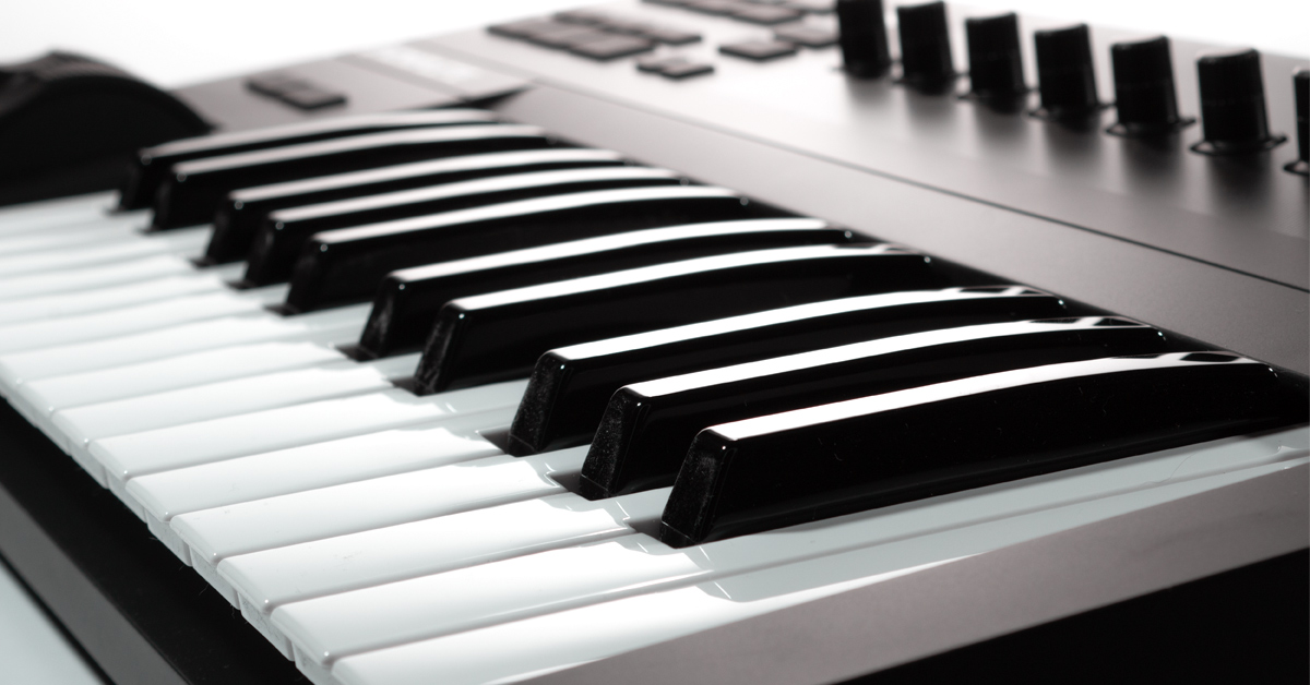 Amazon.com: Native Instruments Komplete Kontrol A25