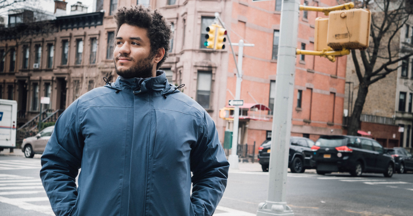 Illusion Detailed Adjustment The Oros Orion Parka uses NASA-inspired aerogel to keep you warm without  the bulk