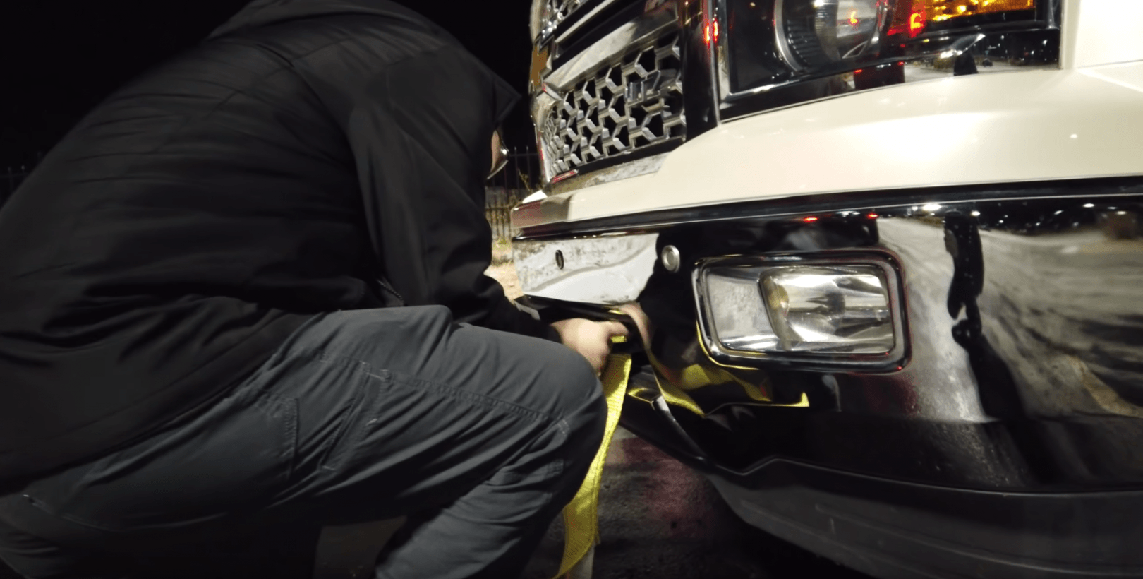 Video shows Tesla owners could just tow pickups blocking Supercharger stations… if they wanted