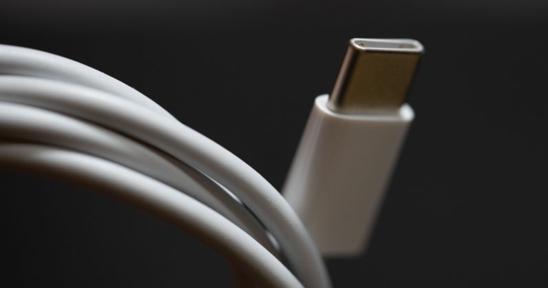 Google wants Android phone makers to use the same USB-C standard for fast charging