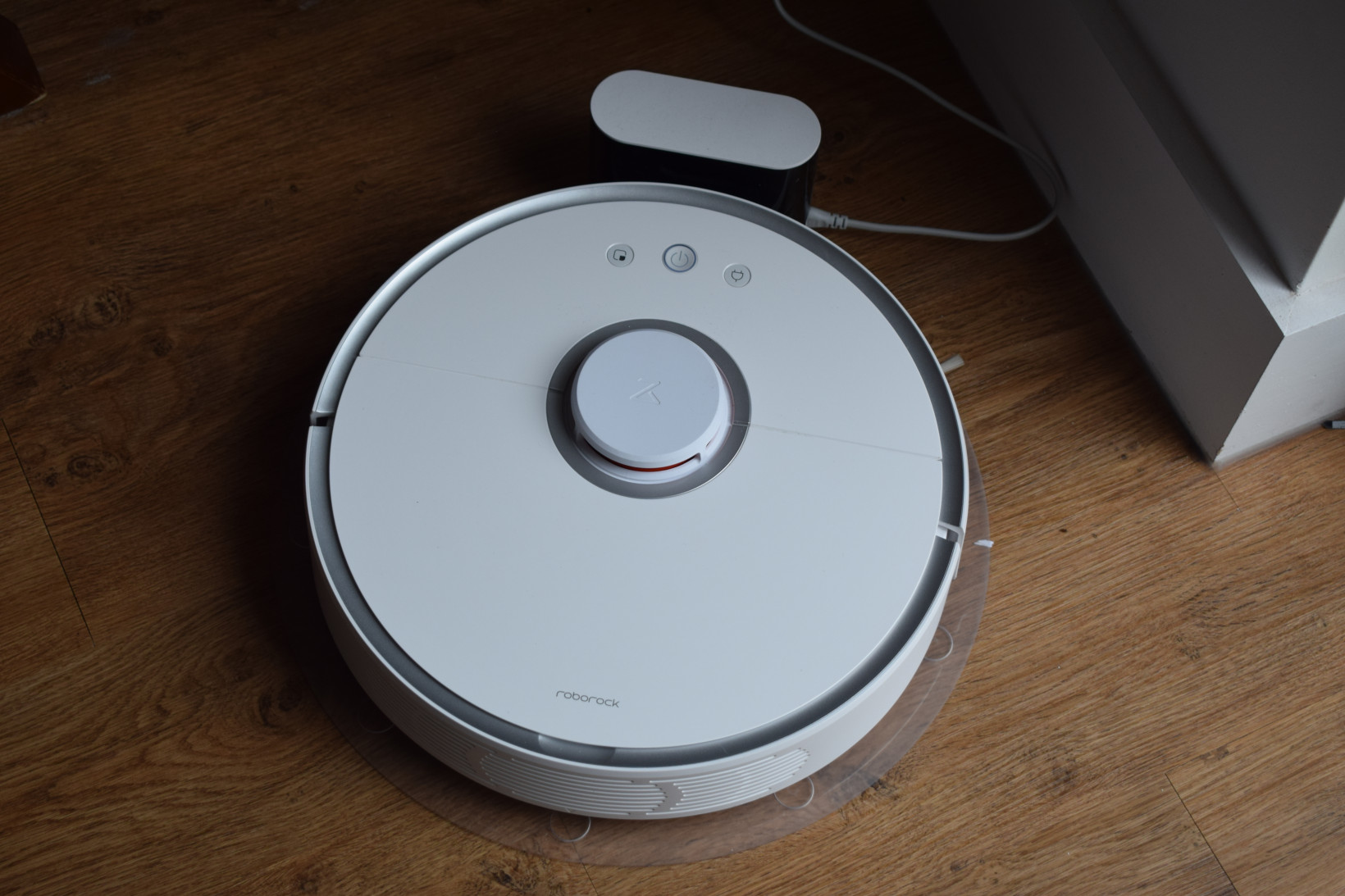 Review  The Roborock S5 robo vacuum is fast  powerful  and quiet ish  - 99