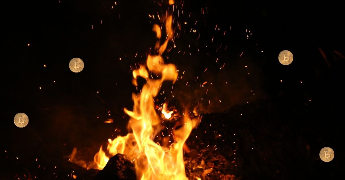 Furious Bitcoin scam victims torch alleged Ponzi mastermind’s house