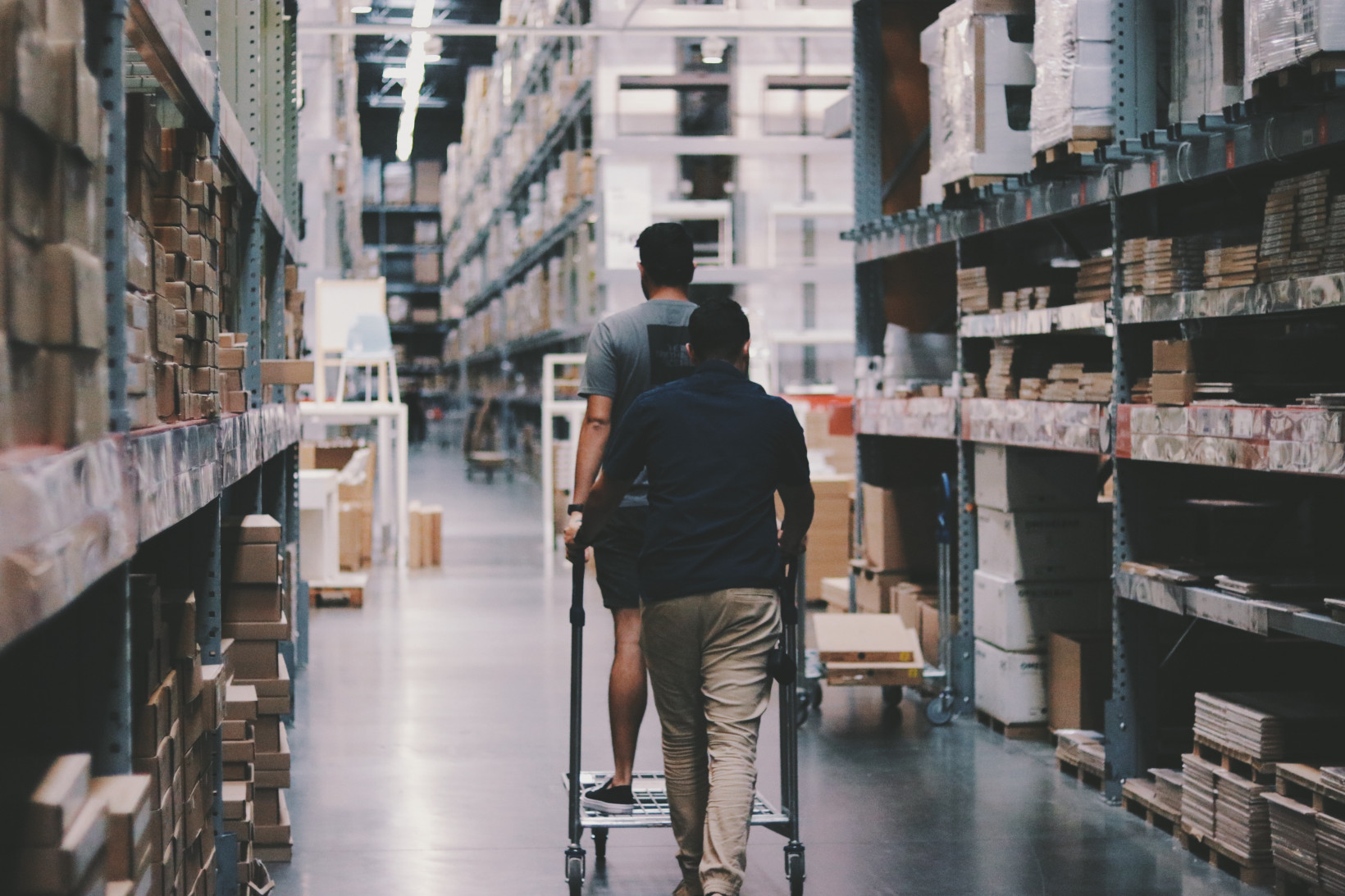 4 ways your brand can take back complete control of its supply chain Featured Image