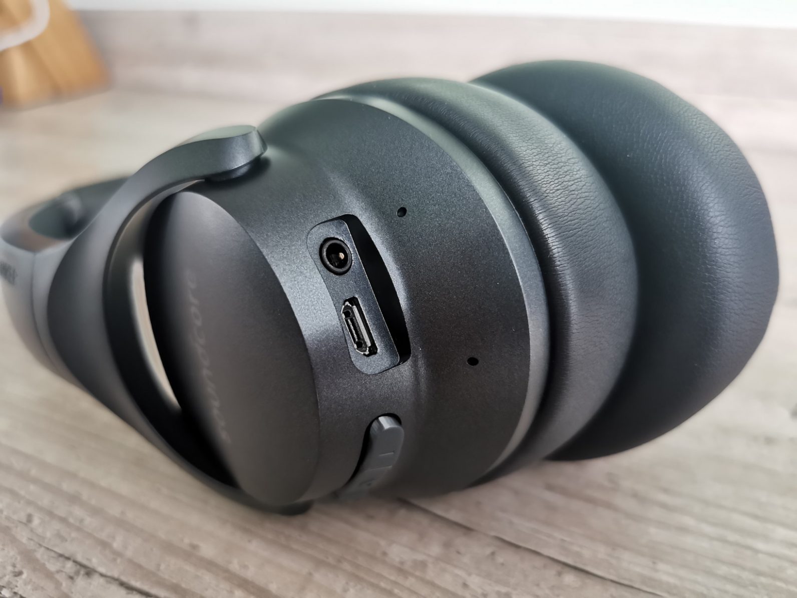 Review Anker’s Soundcore Life Q20 headphones are perfect entrylevel