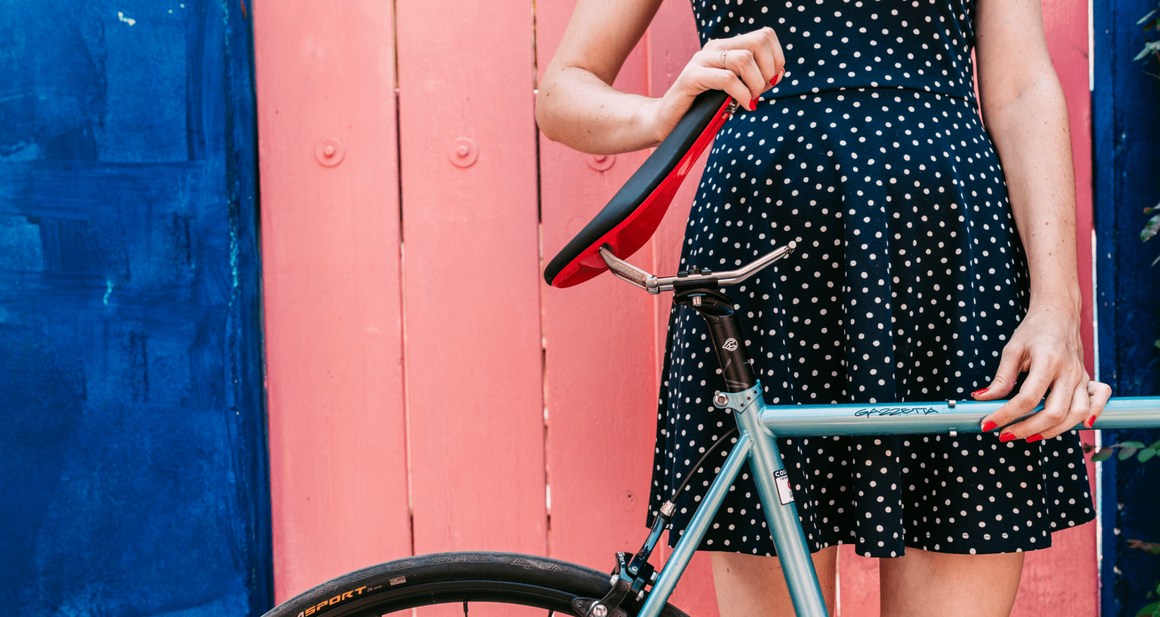 The SeatyGo bike saddle thwarts thieves by being super easy to take with you