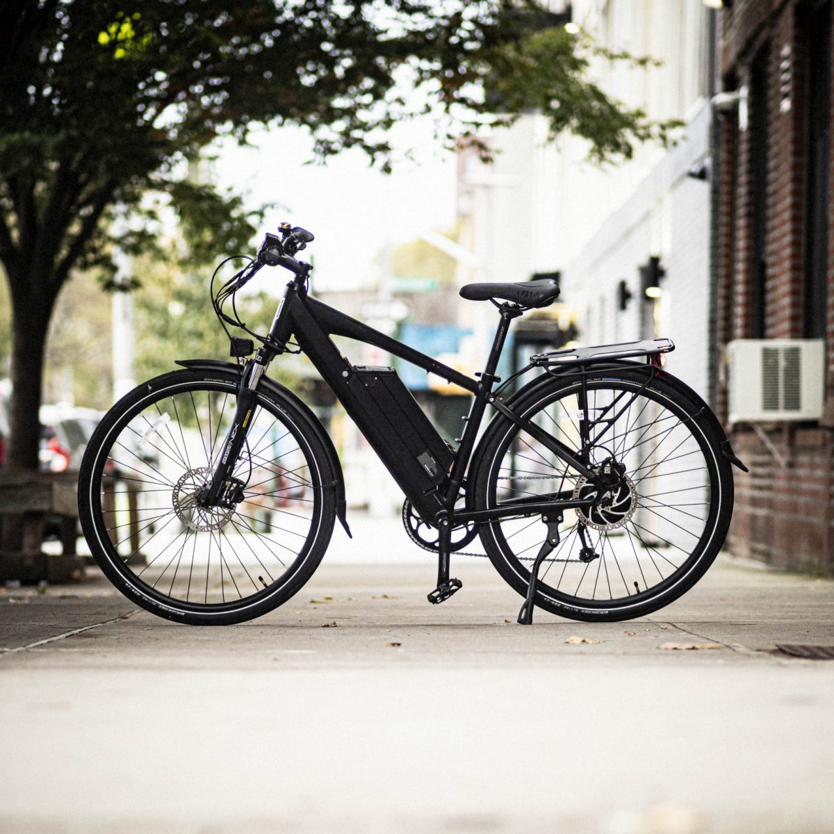 Review The Juiced CrossCurrent X is a 28+mph ebike with fantastic range