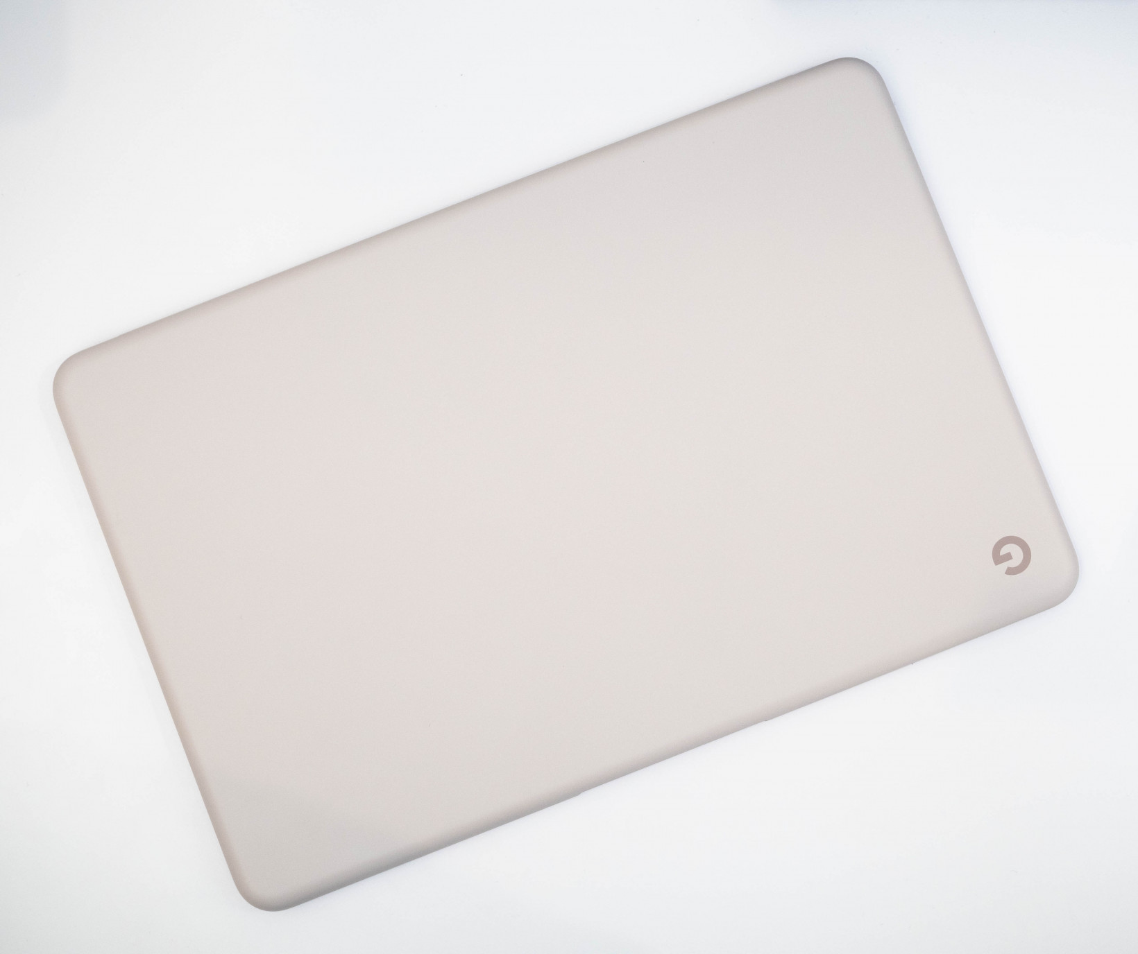 Hands-on: Google’s Pixelbook Go feels way fancy for a $649 laptop