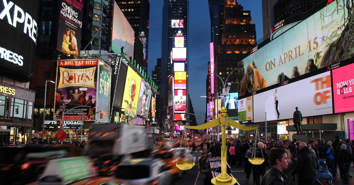 Lawyer accused of laundering $300M in OneCoin cryptocurrency scam stands trial