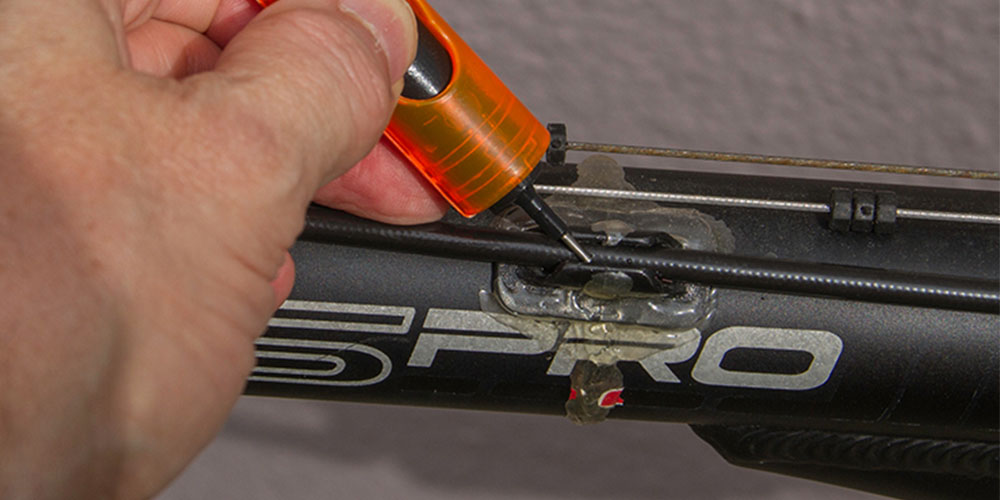 DIYers love it! Fix things with this liquid plastic welding kit