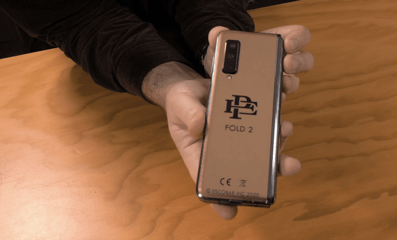 Video: The Pablo Escobar 2 is just a… Samsung Galaxy Fold?