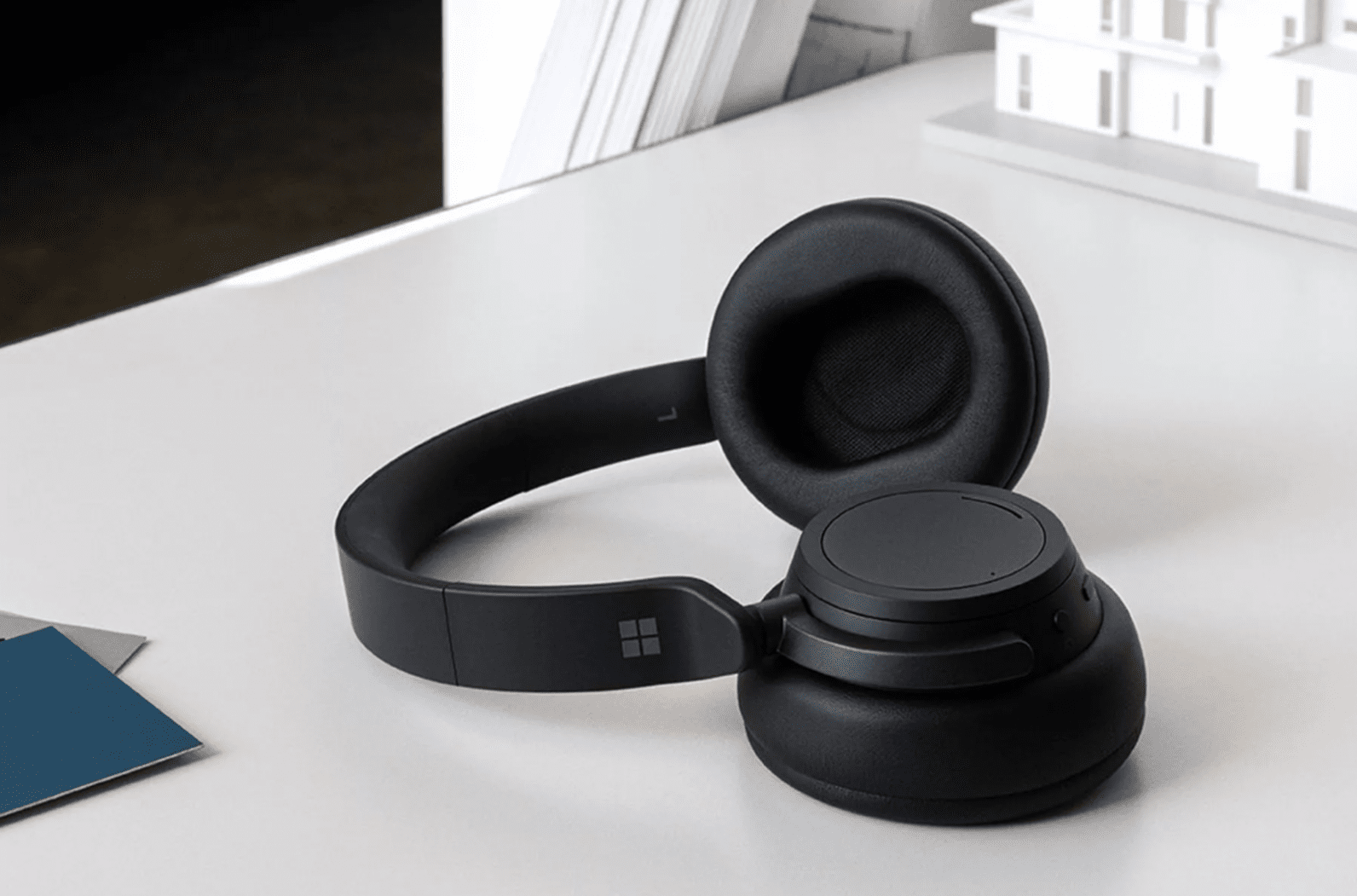 Microsoft launches its Surface Earbuds and Surface Headphones 2