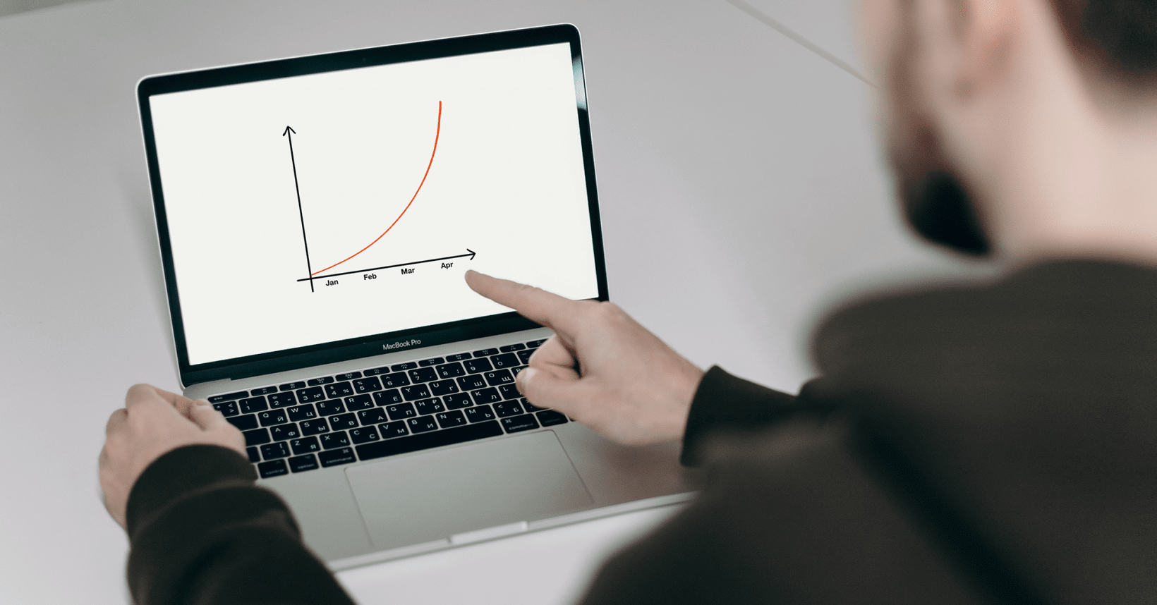 These are the 3 public tech companies with the fastest accelerating revenues