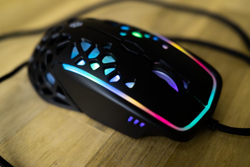 zephyr gaming mouse review