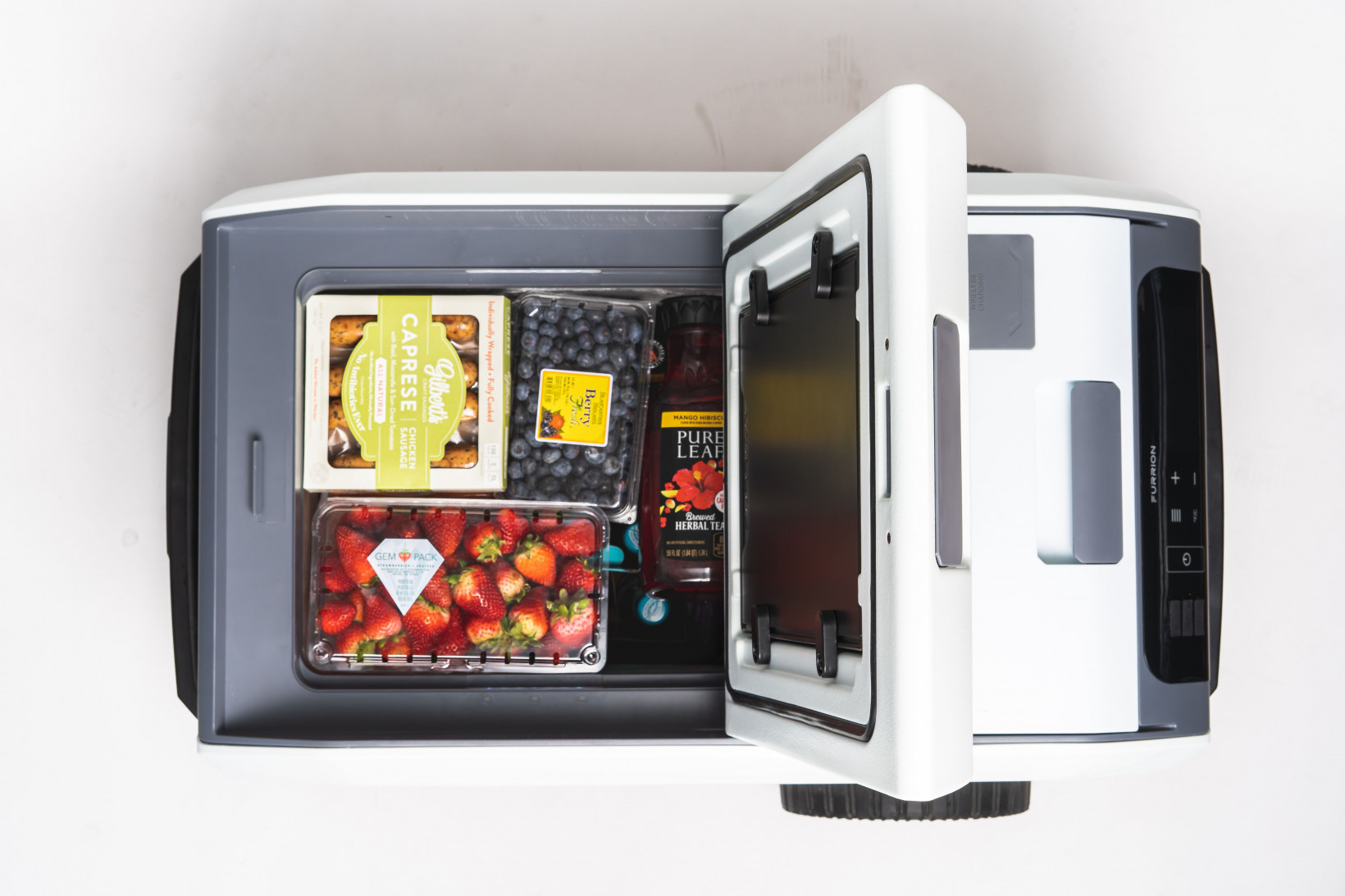 The Furrion eRove is an off grid fridge that cools your food for 5  days - 33