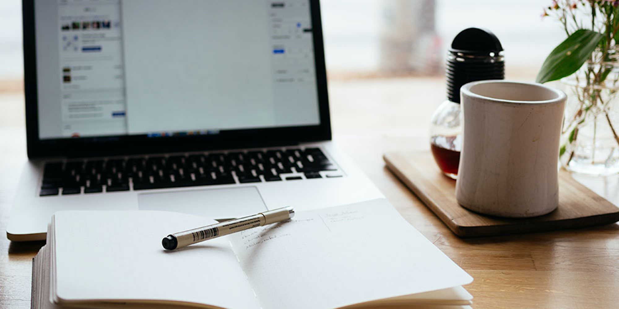 This mega-course collection helps digital entrepreneurs find success and happiness at the same time
