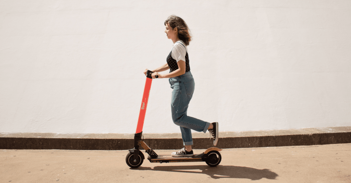 Silent’ escooters forced to make artificial noise to warn UK pedestrians