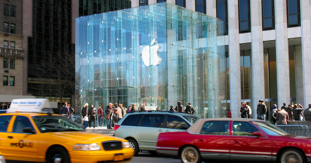 Apple’s self-driving car plans could change the entire company