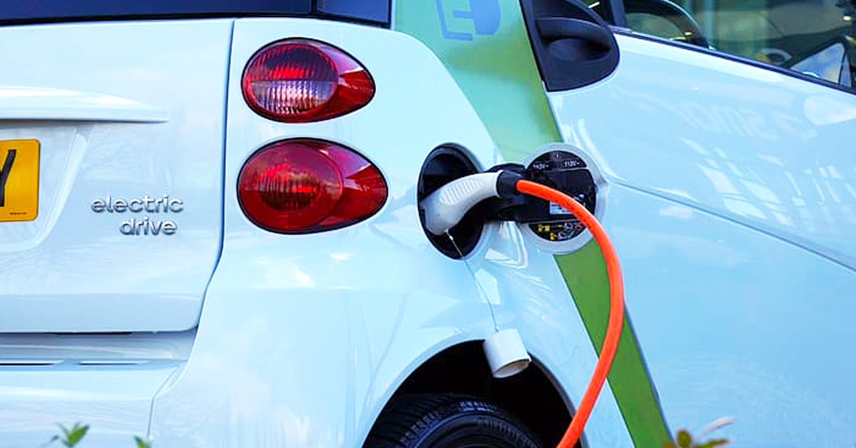 The pros and cons of EV batteries that fully charge in 5 minutes