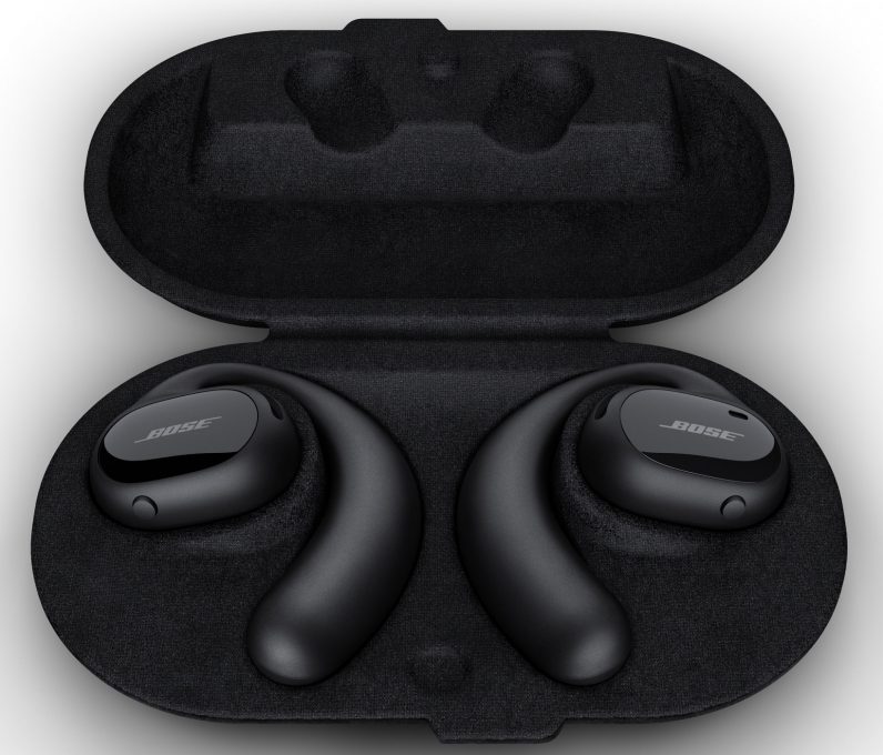 Bose's new earbuds open sport earbuds side view case