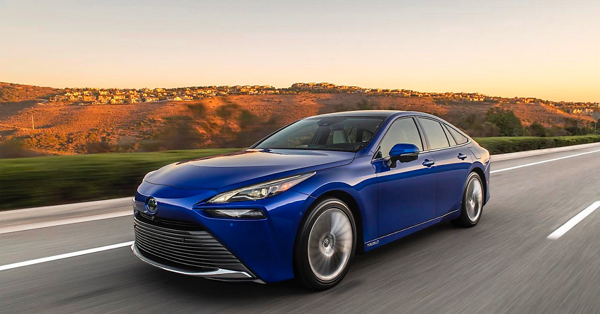 Toyota’s 2021 Mirai fuel cell EV is insanely cheap — but just for 2 more weeks