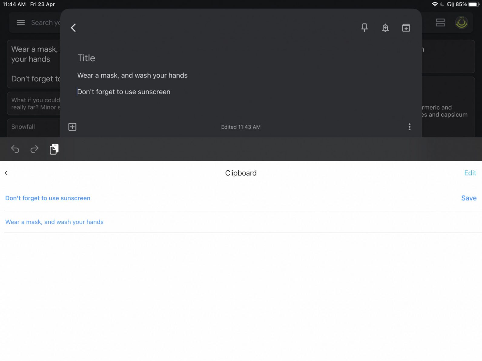 How to copy and paste multiple text snippets on Android and iOS